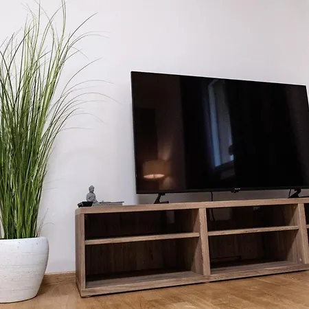 Flow Kirchsteig דירה